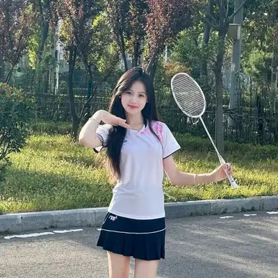 邹云